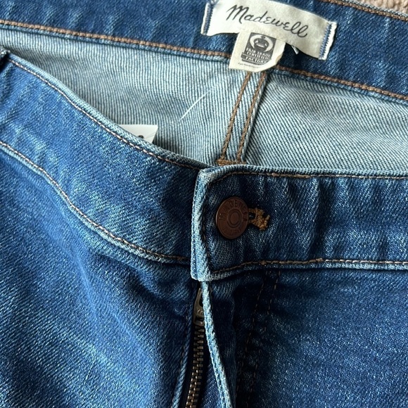 NWT Madewell Petite Slim Demi Boot Jeans in Sundale Wash - Picture 4 of 10